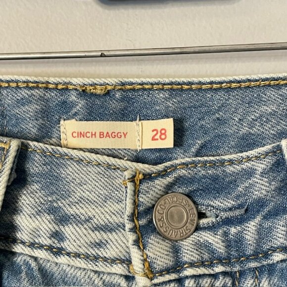 Levi's Light Blue Women's Cinch Baggy Jeans - Picture 6 of 10